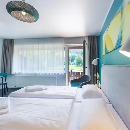 Hotel, Cafe & Restaurant Muehlenglueck Oppenau