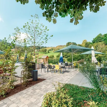 Отель Hotel, Cafe & Restaurant Muehlenglueck Оппенау