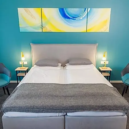Hotel, Cafe & Restaurant Muehlenglueck 3*