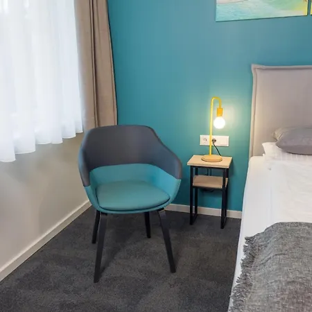 Hotel, Cafe & Restaurant Muehlenglueck Оппенау