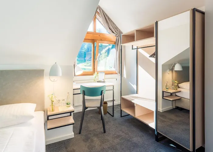 Hotel, Cafe & Restaurant Muehlenglueck فندق أوبناو