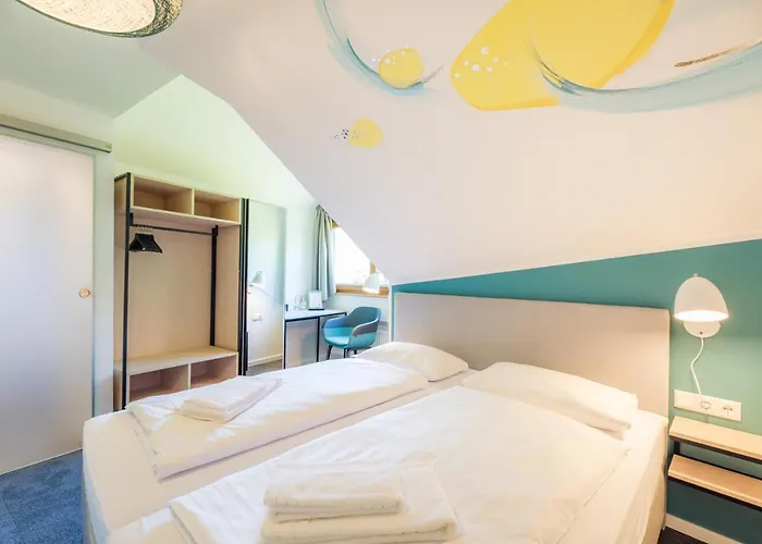 فندق Hotel, Cafe & Restaurant Muehlenglueck 3*