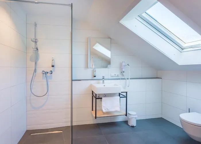 Hotel, Cafe & Restaurant Muehlenglueck فندق 3*