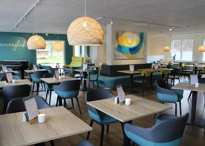 فندق Hotel, Cafe & Restaurant Muehlenglueck